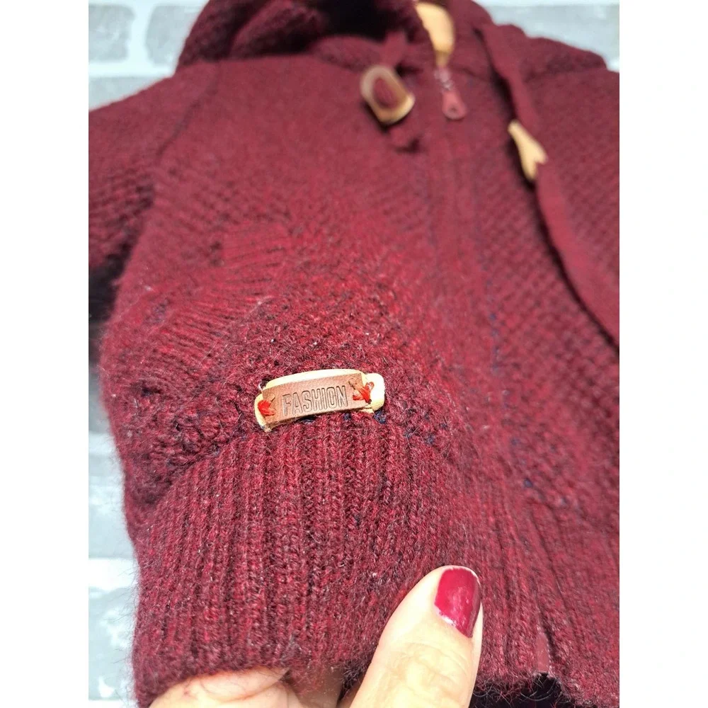 N Z L baby burgundy